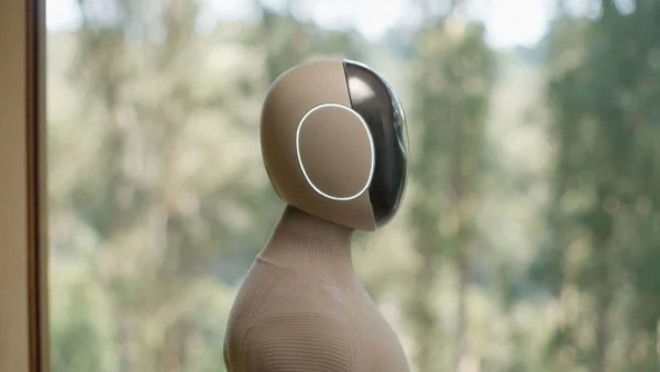 neo-gamma_emotive_ear